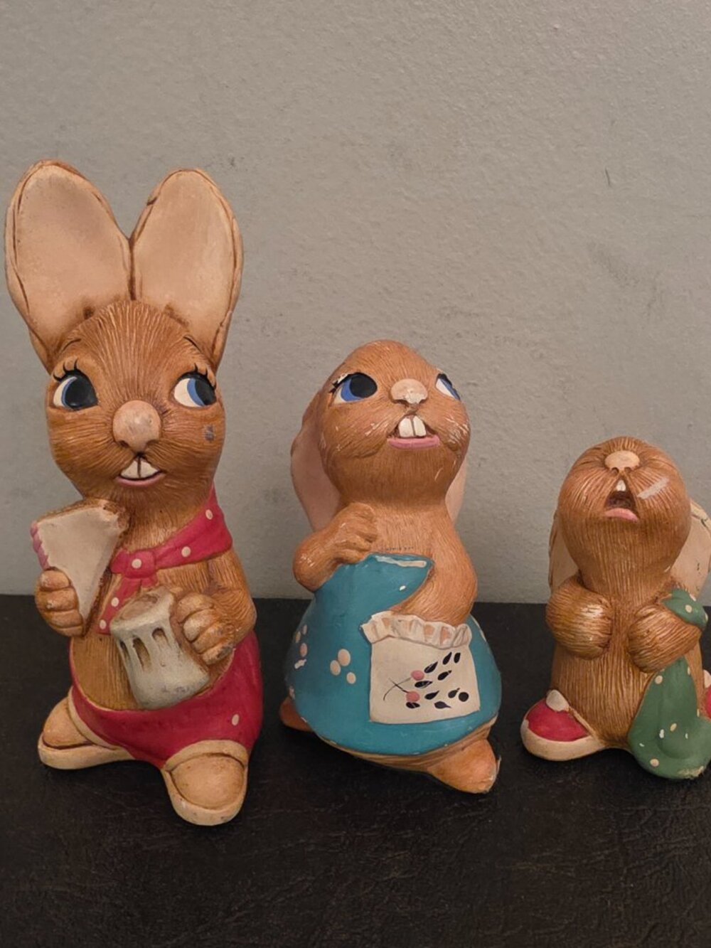 Vintage Pen Delfin Bunnies Ceramic Figures